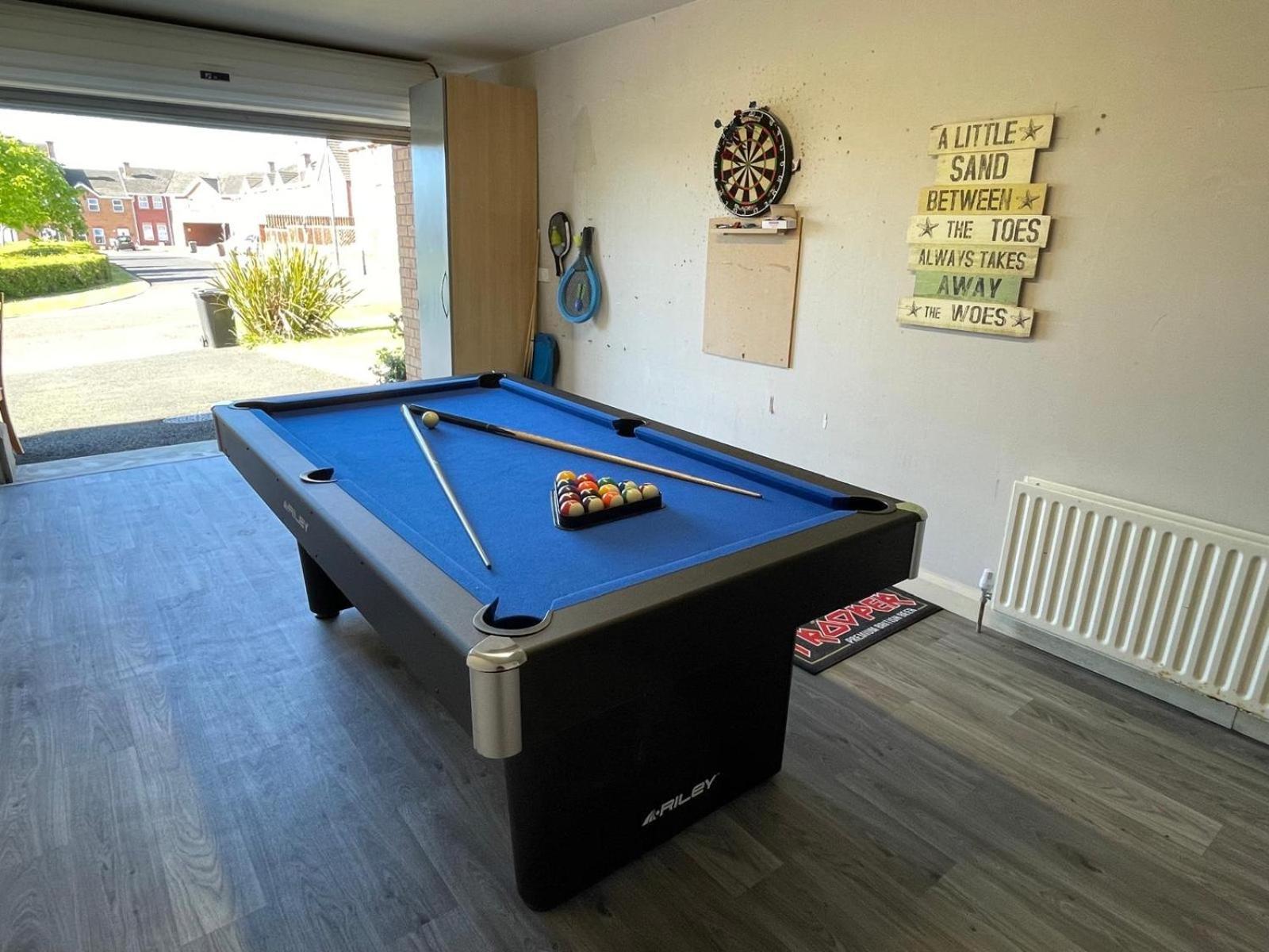 Luxury Portrush Holiday Homes - The Green, Portrush Sleeps 12 - 5 Bedrooms Kültér fotó